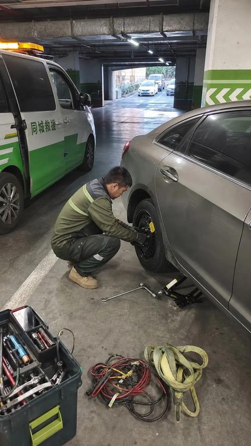 西安雁塔區汽車救援指南 道路救援與拖車服務全解析，附緊急聯系電話